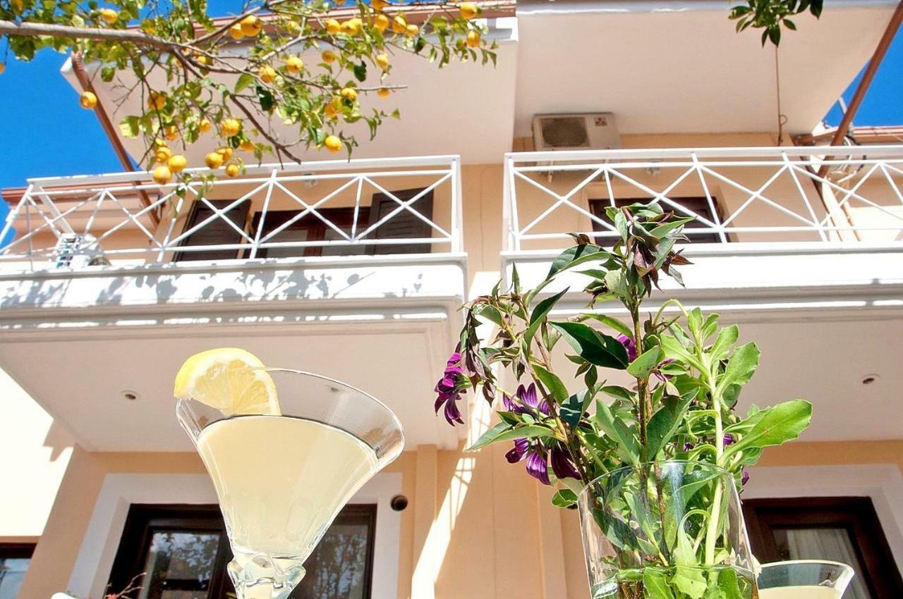 Dorothea'S Villa Platanos  Exterior photo