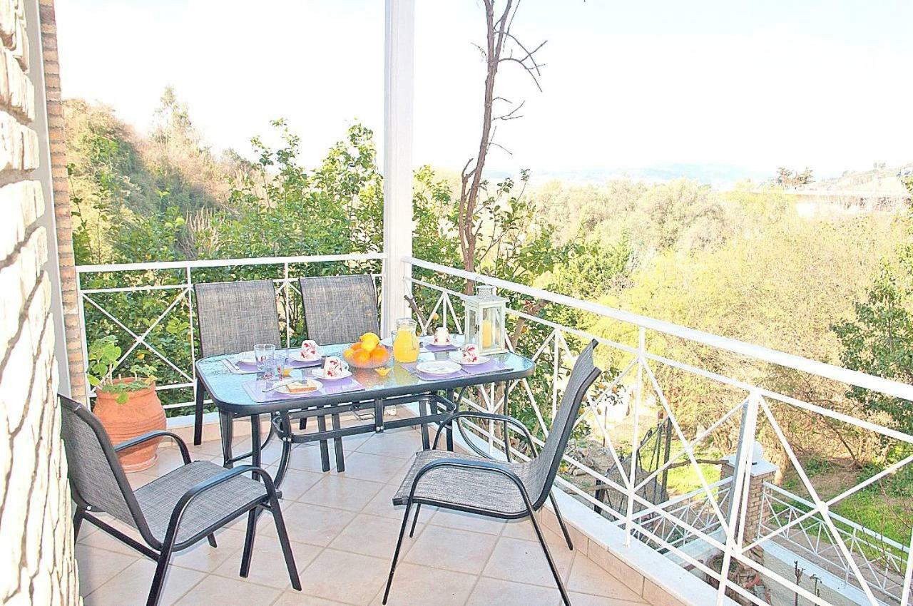 Dorothea'S Villa Platanos  Exterior photo